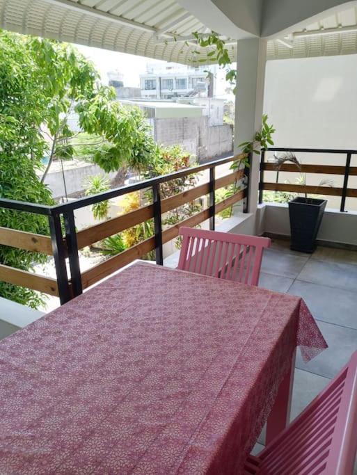 1 Bedroom Apartment In Pereybere With Private Balcony Pereybere Beach Εξωτερικό φωτογραφία
